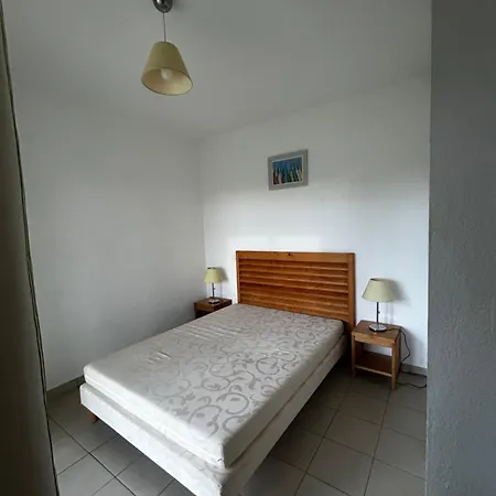 T3 Privee Proche Et Piscine Apartment