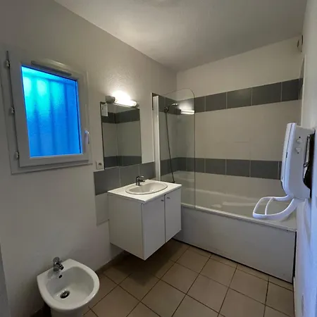 Apartment T3 Privee Proche Et Piscine