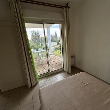 Apartment T3 Privee Proche Et Piscine *