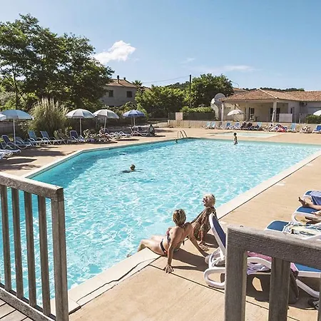 T3 Privee Proche Et Piscine *